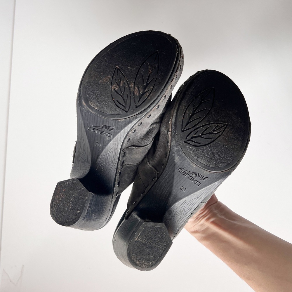 Vintage Y2K Dansko Clog Mules 39 8.5 Grey Suede Studded Heeled Boho Hippie Indie - Picture 5 of 9